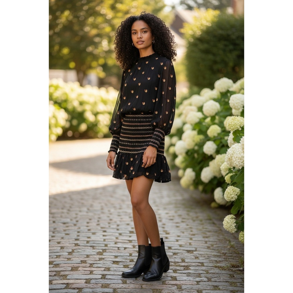 Farm Rio Crepe de Chine Mini Dress SZLarge Black NEW Embroidered Smocked Balloon